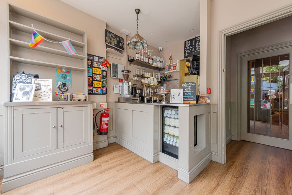 Property photo 2 of 29 Holloway Road 593-001