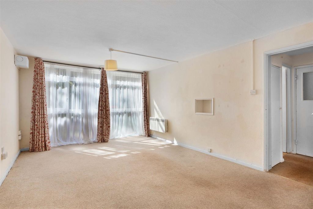 Property photo 2 of 14 1693083714 - 10.Jpg