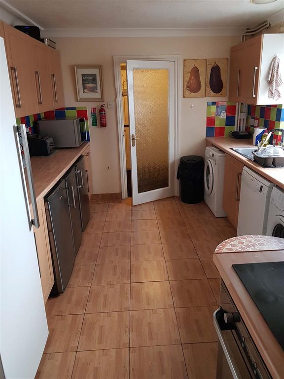 Property photo 2 of 14