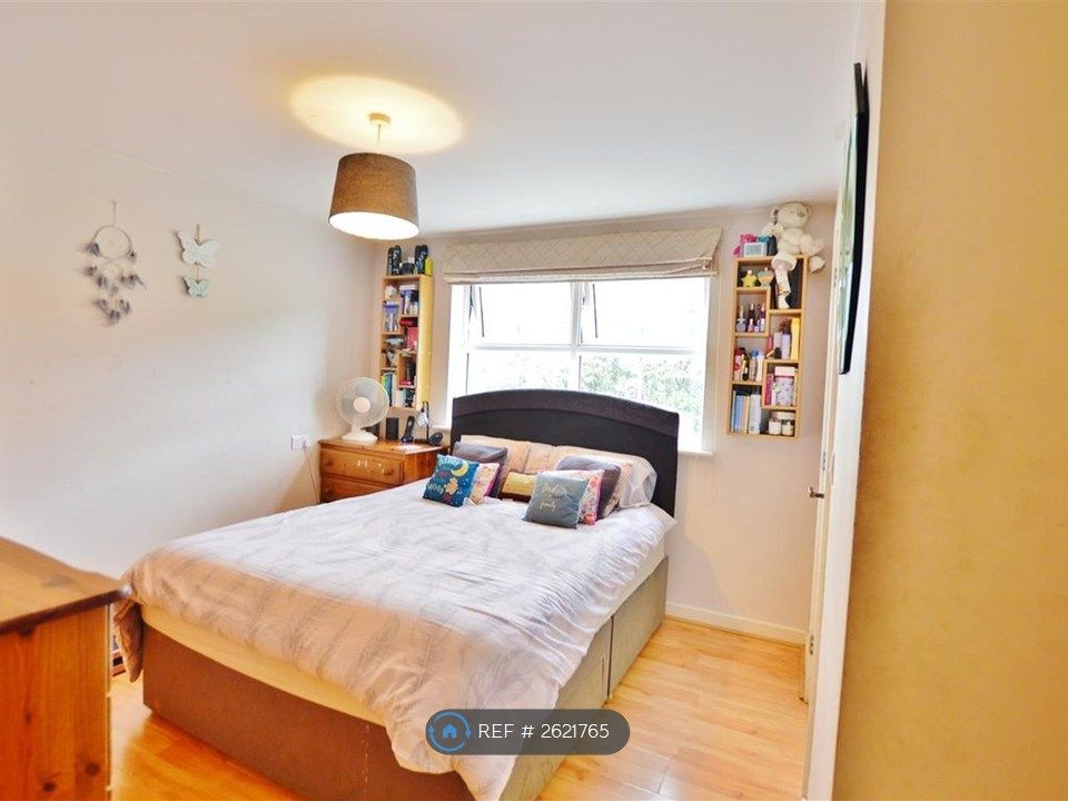 Property photo 2 of 5