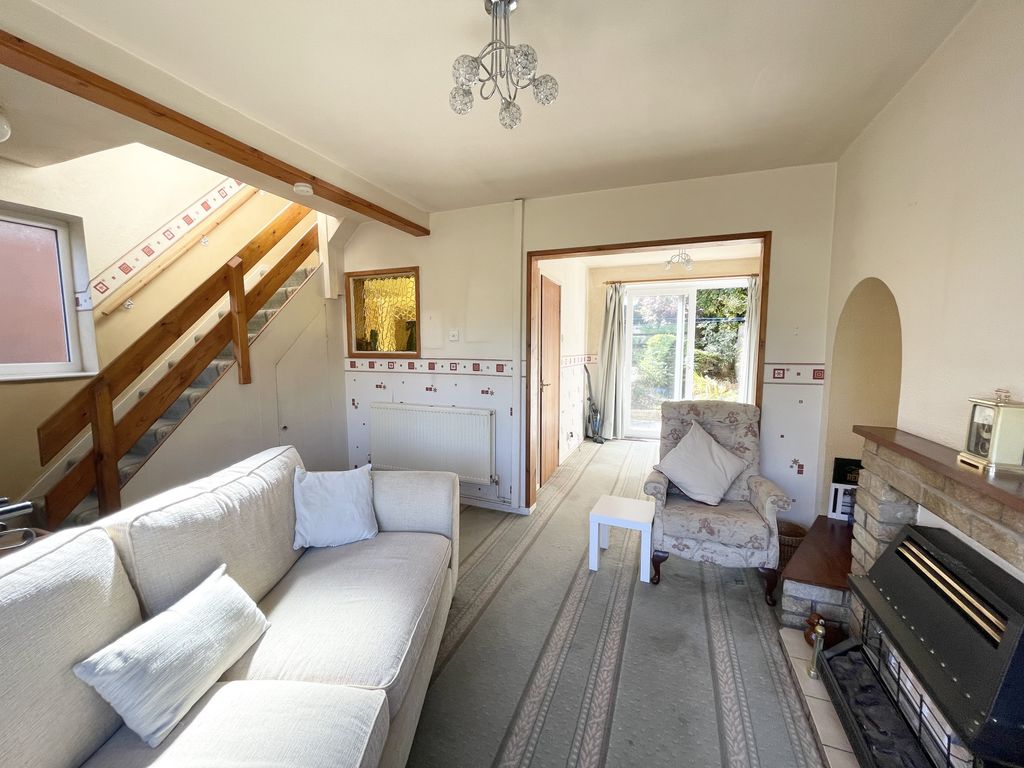 Property photo 3 of 17