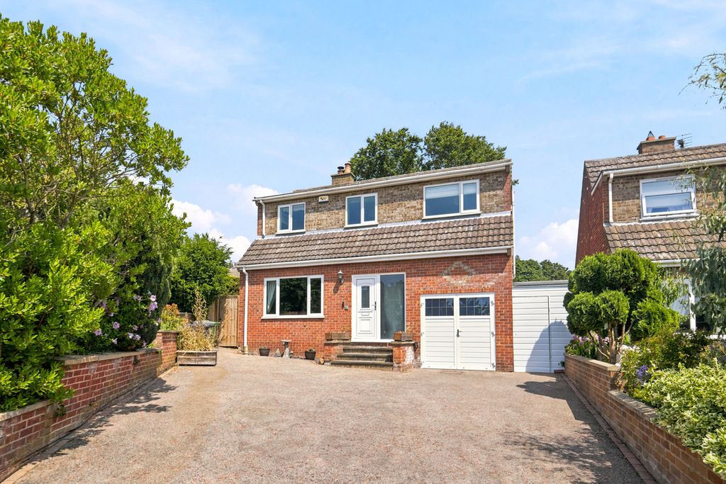Property photo 1 of 25