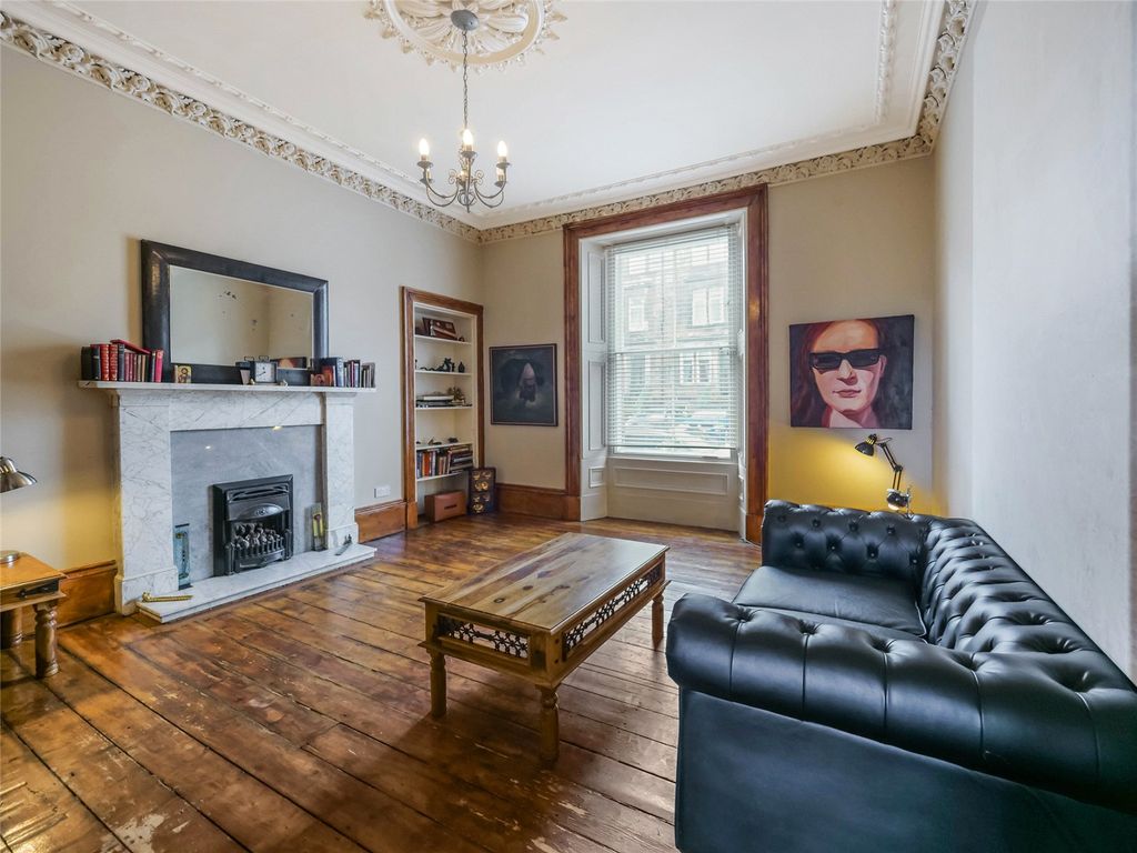 Property photo 2 of 19 Picture No. 14