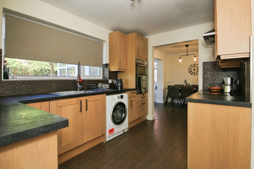 Property photo 3 of 26 Img_8351