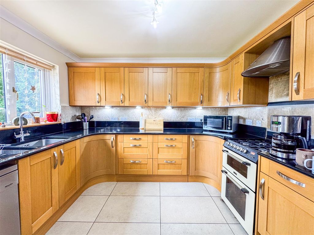 Property photo 3 of 49 Kitchen