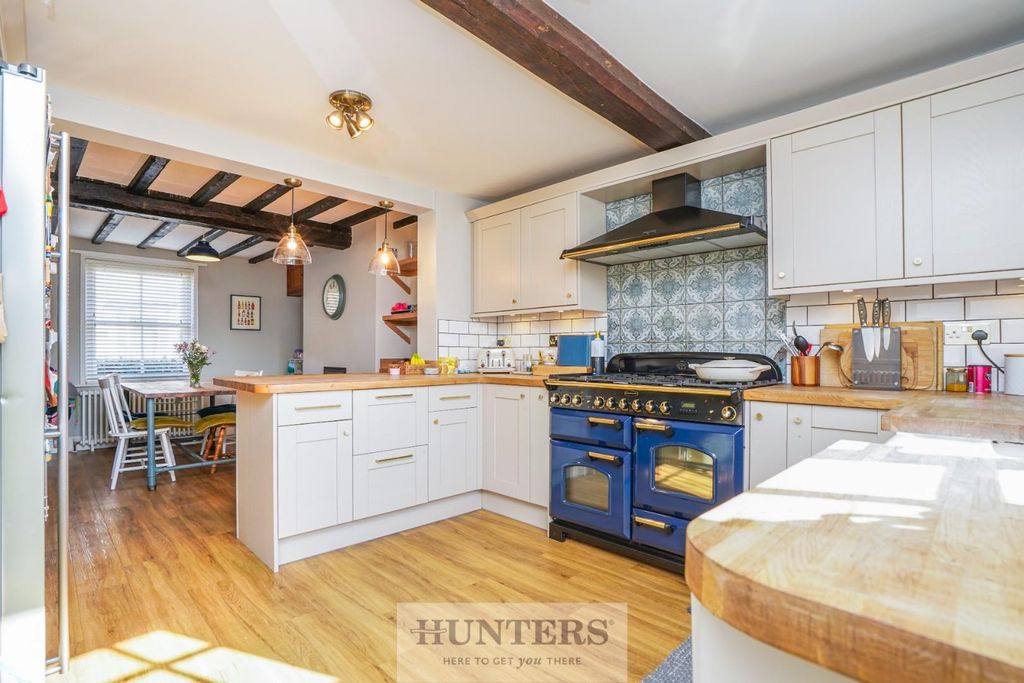 Property photo 3 of 38 Dsc02107.Jpg