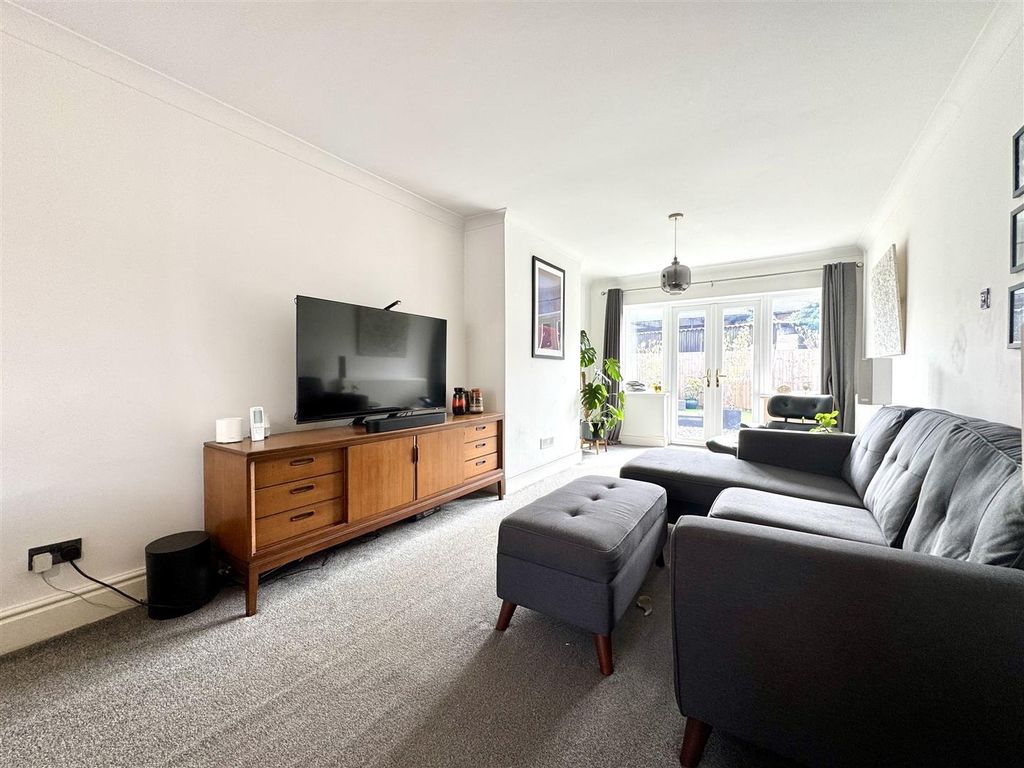 Property photo 2 of 22 Lounge/Diner