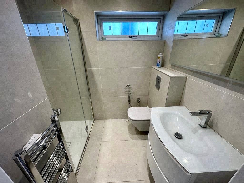 Property photo 3 of 3 Show Room Image