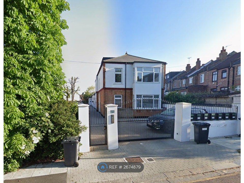 Property photo 1 of 8