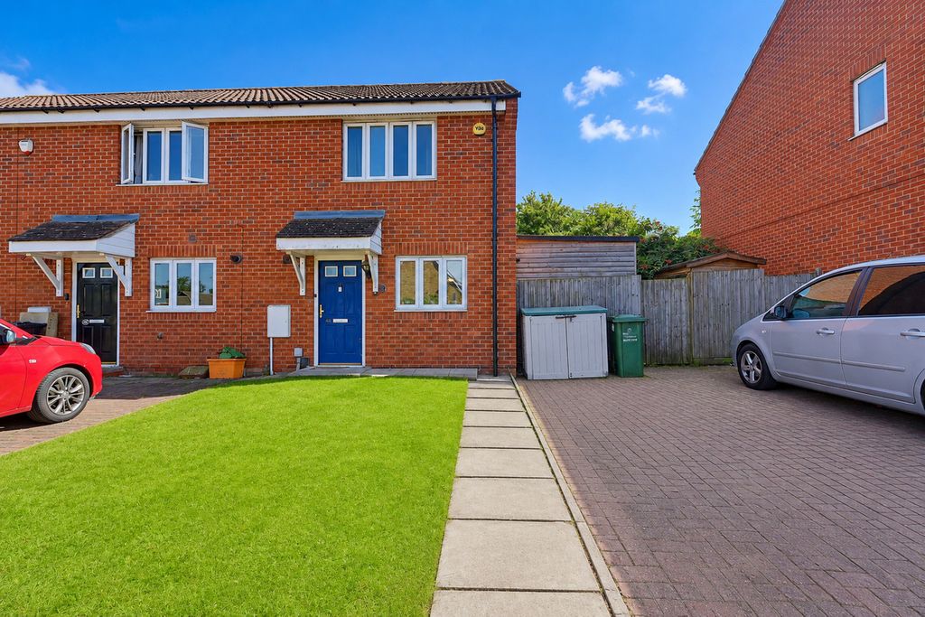 Property photo 1 of 17