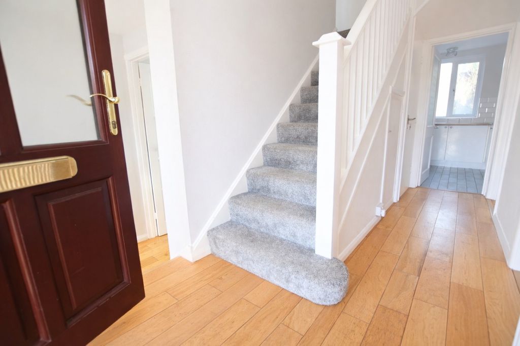 Property photo 3 of 23 Photo 13