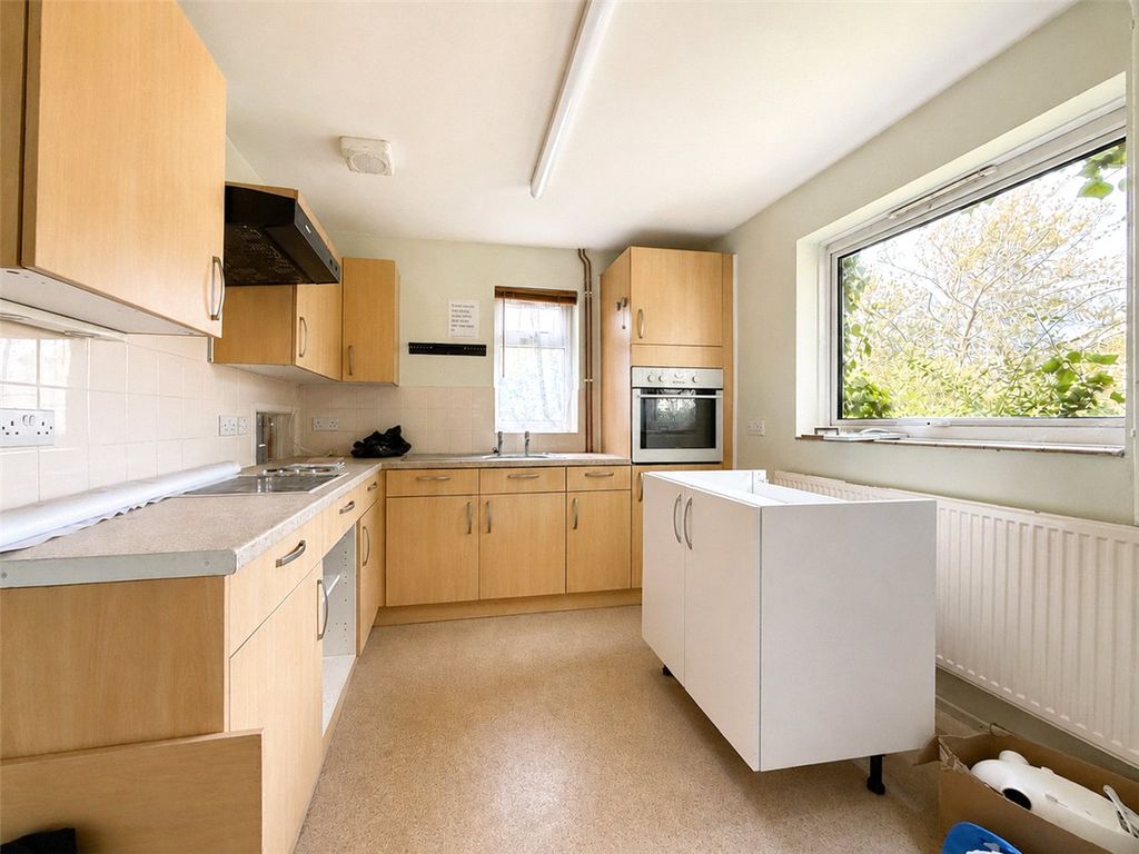 Property photo 3 of 7 Picture No. 05