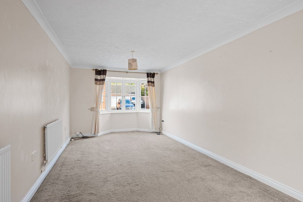 Property photo 2 of 22