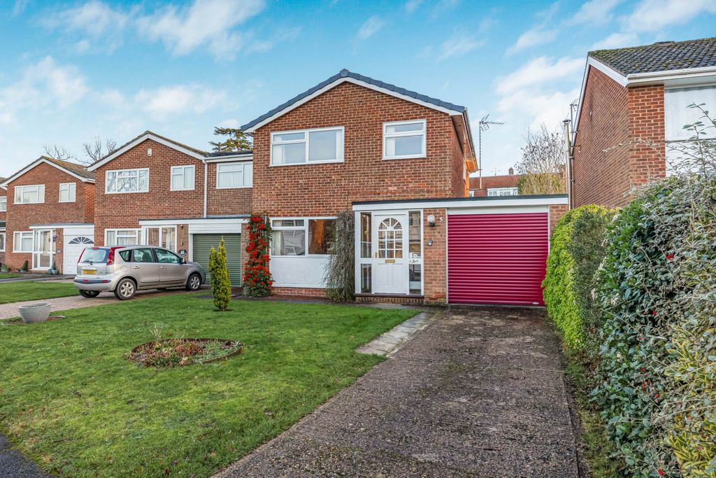 Property photo 2 of 18