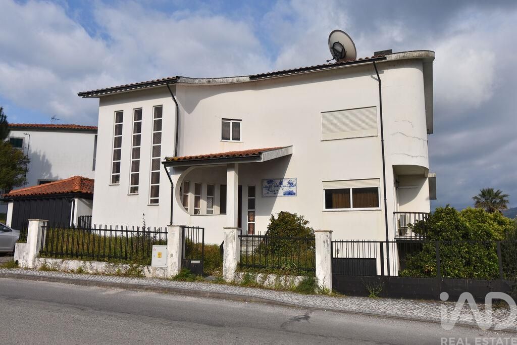 Property photo 1 of 30