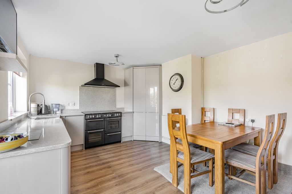 Property photo 2 of 16 Kitchen/Diner