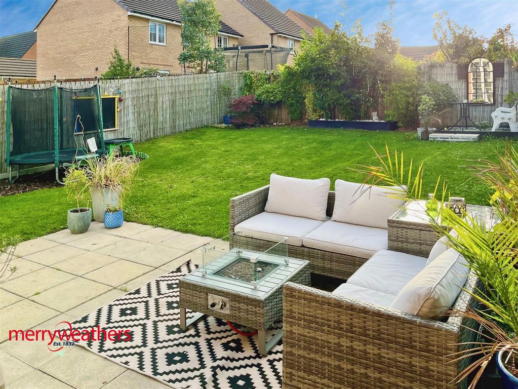 Property photo 3 of 23 A0A587E0-New 20Garden 20Pic.Jpg