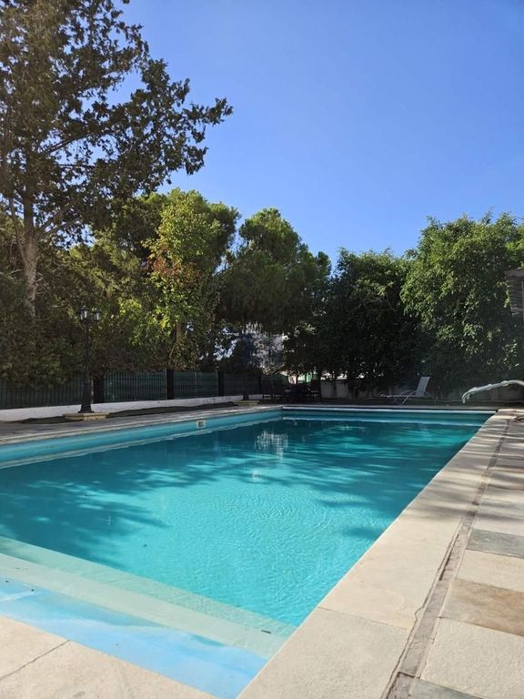 Property photo 3 of 33