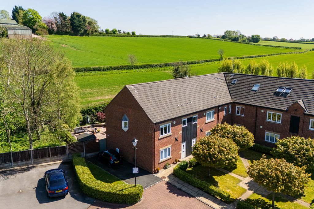 Property photo 2 of 29