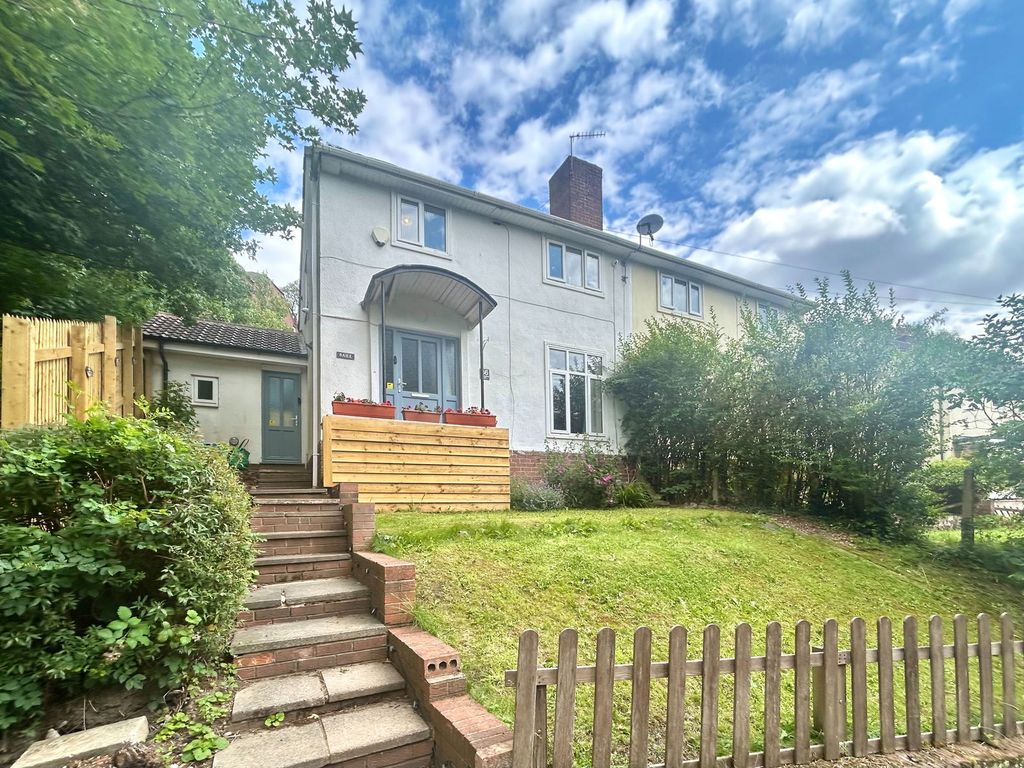 Property photo 1 of 25