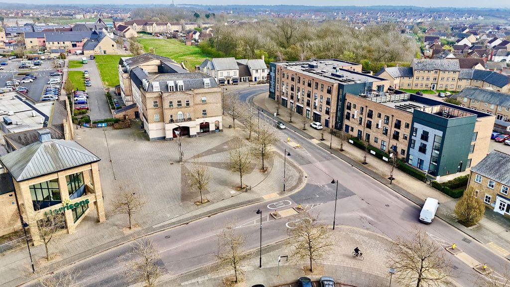 Property photo 1 of 25