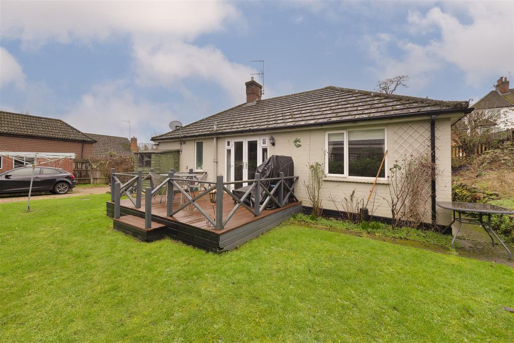 Property photo 2 of 16 16