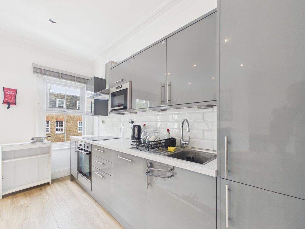 Property photo 1 of 14 Kitchen
