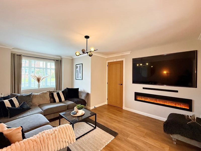 Property photo 3 of 29 Photo 25