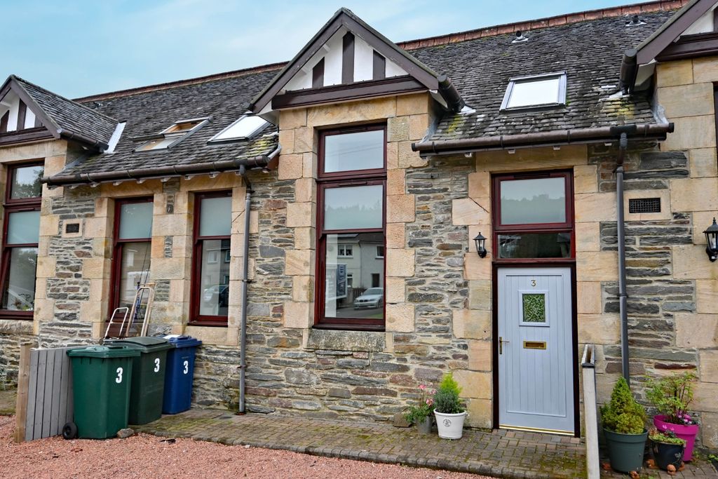 Property photo 1 of 25 5695401