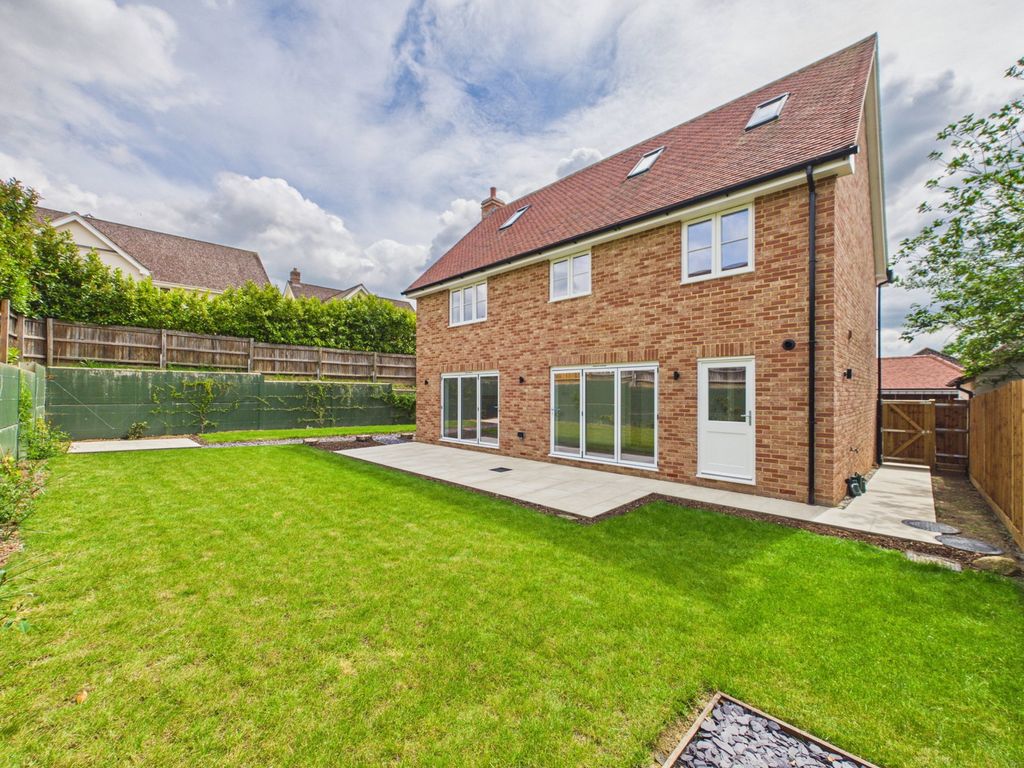 Property photo 3 of 37