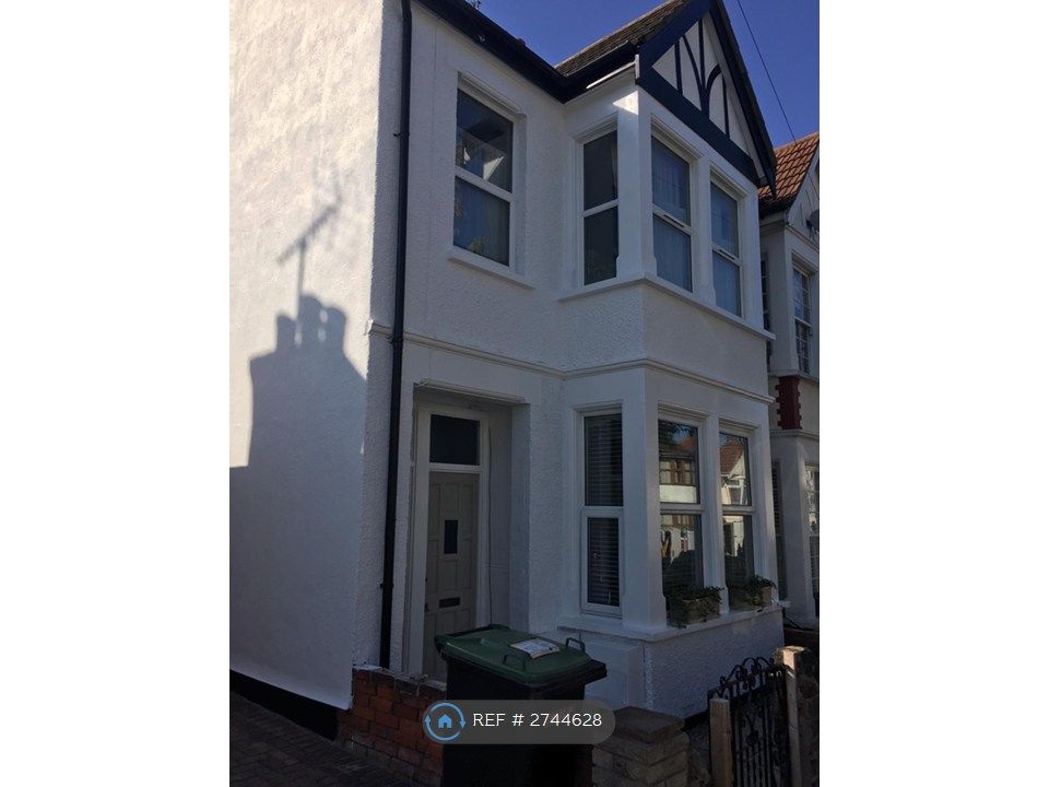 Property photo 3 of 7