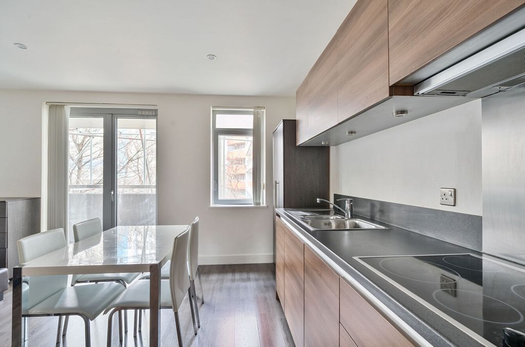 Property photo 3 of 14 1229052 (3).Jpg