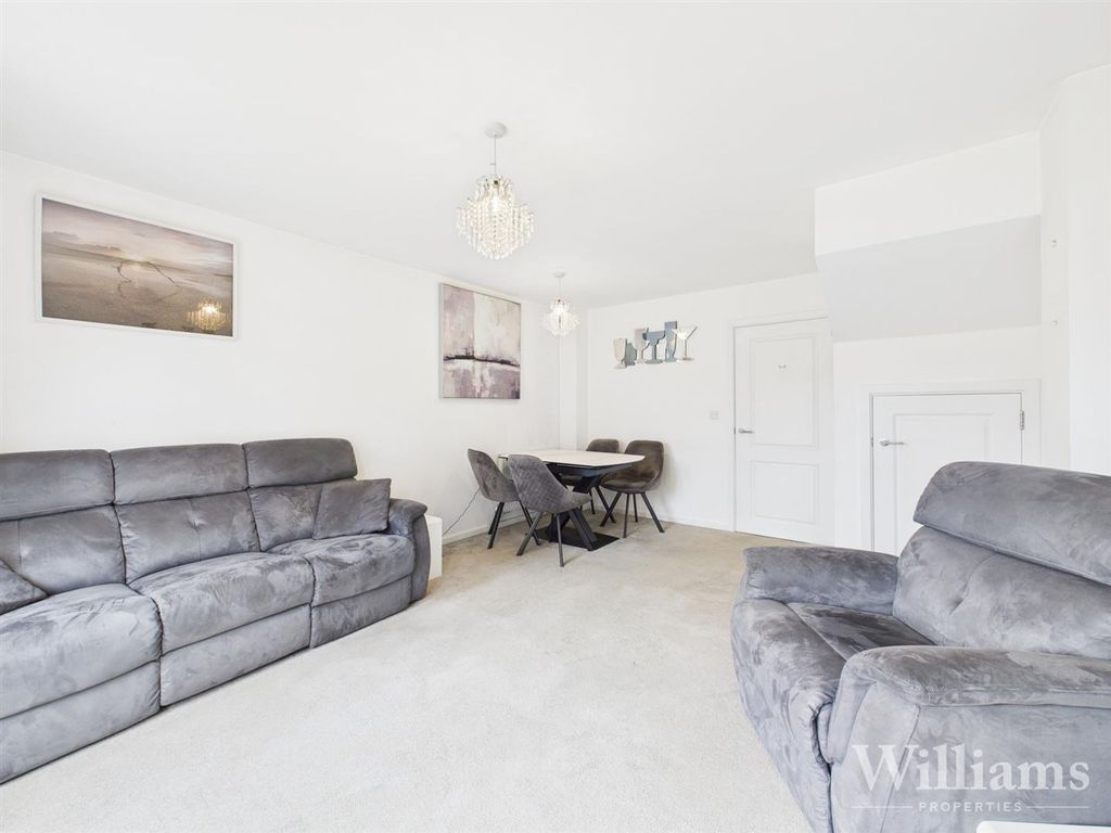 Property photo 3 of 16 Cam02861G0-Pr0487-Still015.Jpg