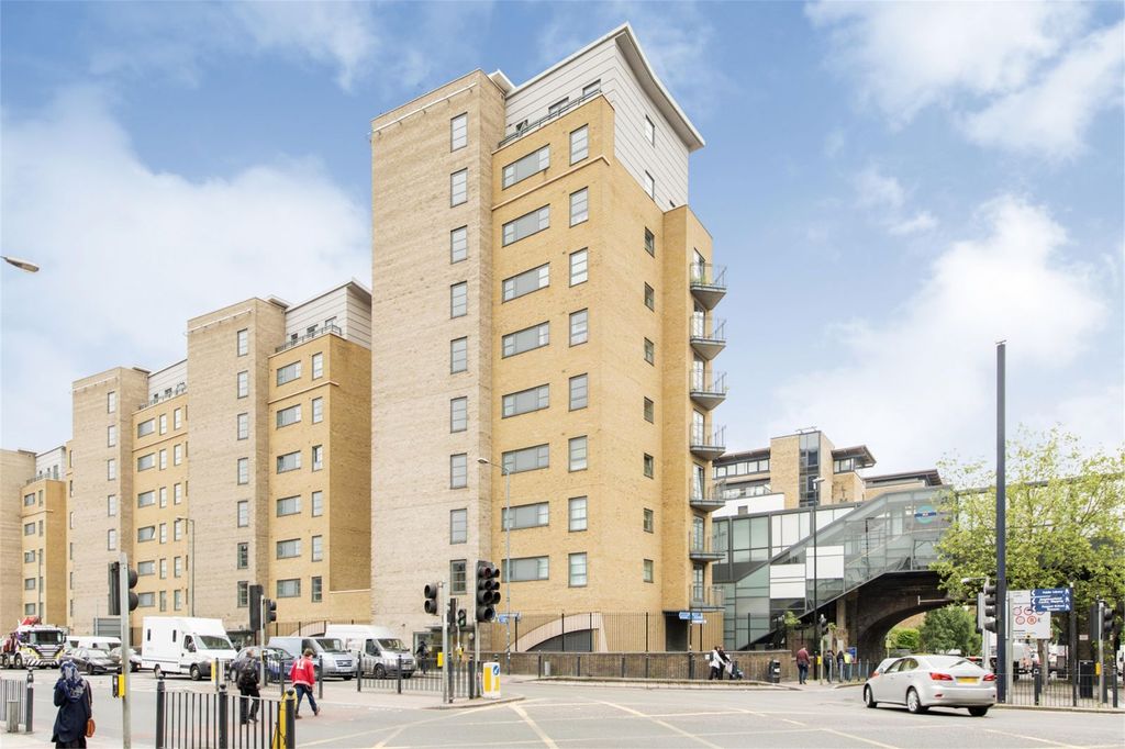 Property photo 3 of 14 Picture 3