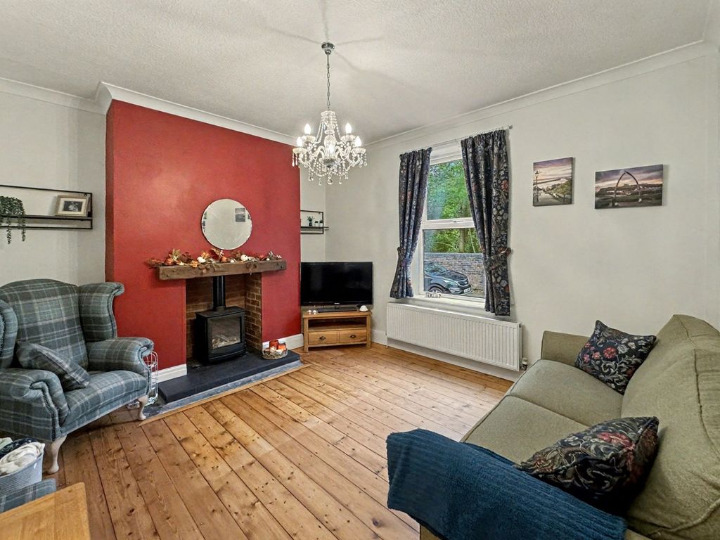 Property photo 2 of 21