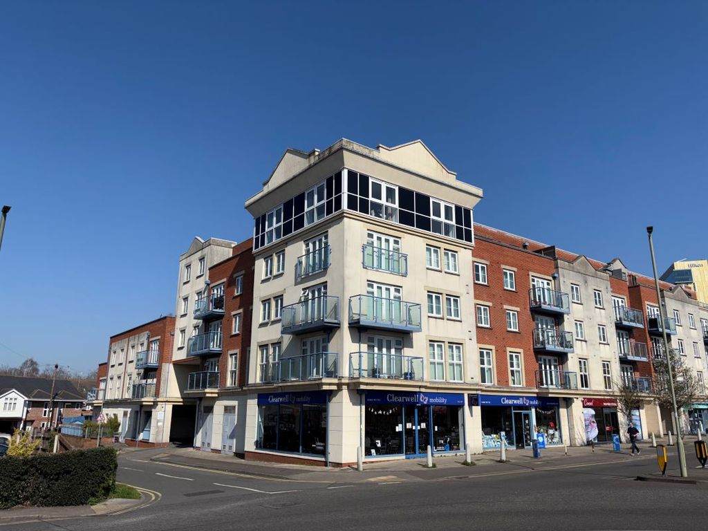 Property photo 1 of 11