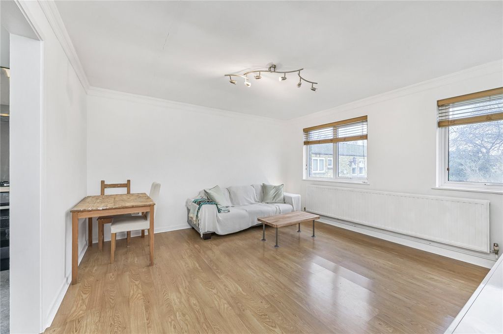 Property photo 2 of 12 Picture No. 09