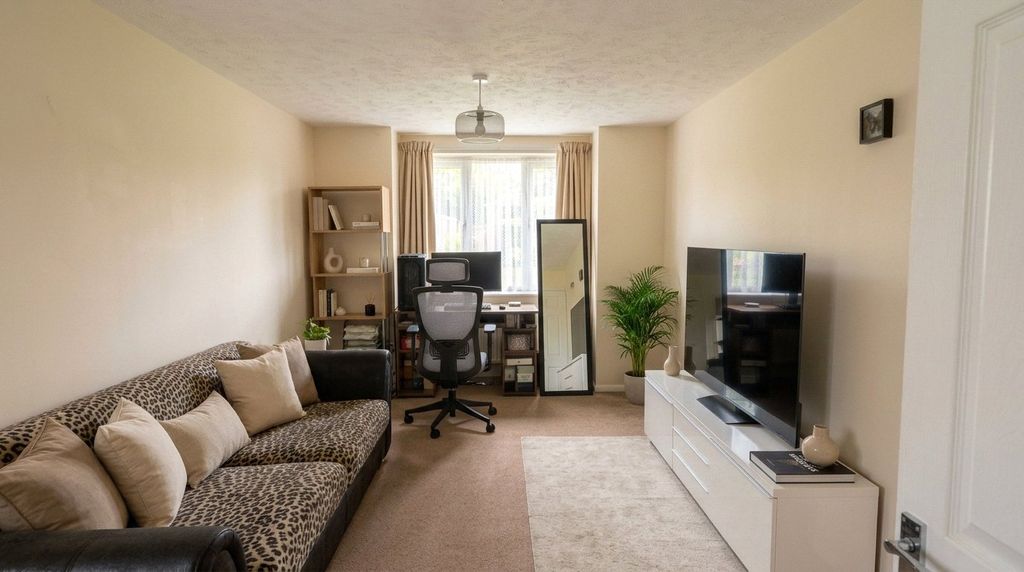 Property photo 3 of 7 Picture No. 05