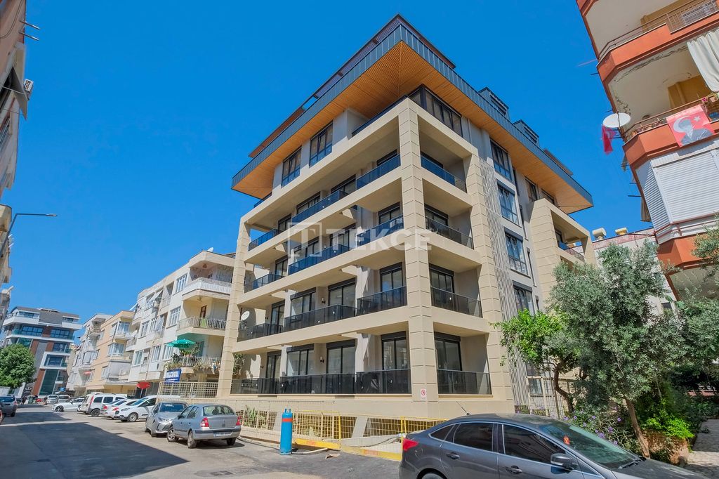 Property photo 1 of 6