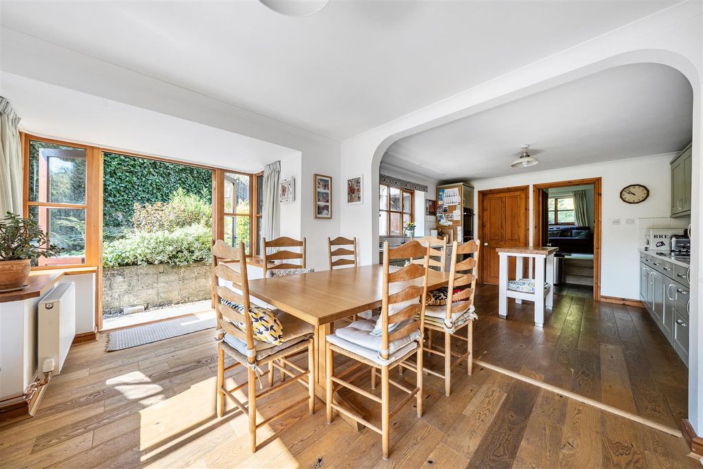 Property photo 3 of 22 Dining Area