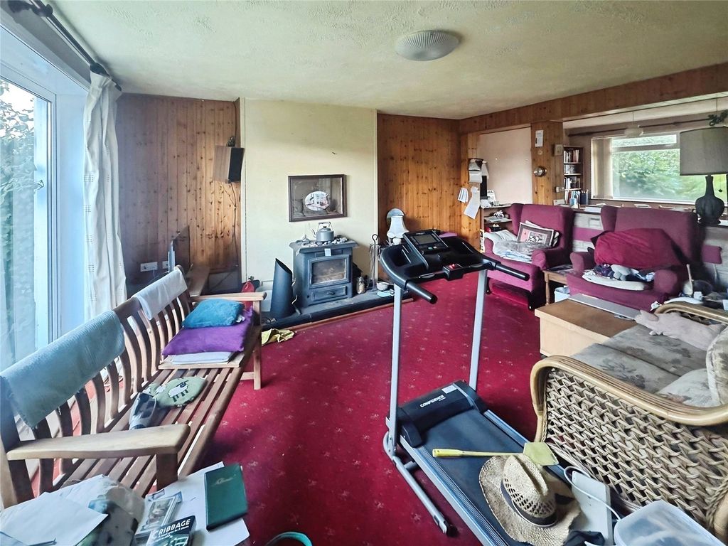 Property photo 3 of 9 Living Room