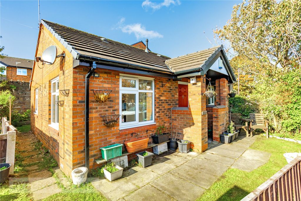 Property photo 1 of 20 External