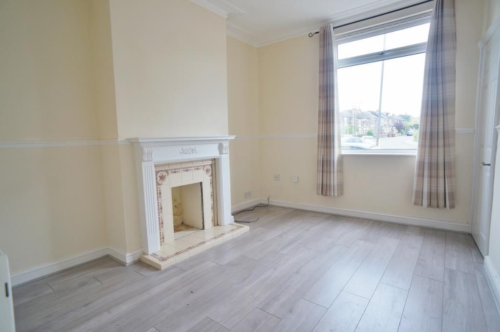 Property photo 2 of 9 Lounge