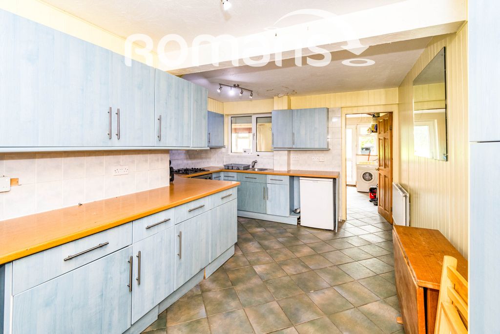 Property photo 2 of 10 120Fromond0296