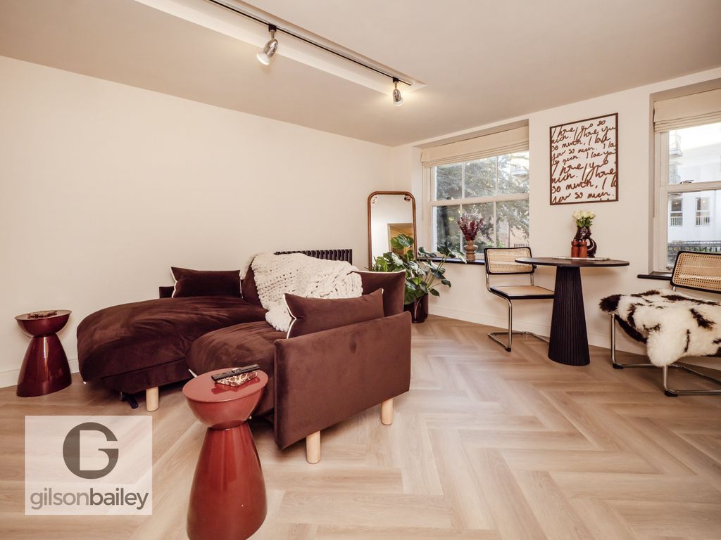 Property photo 2 of 12 2-103Albionmill-4