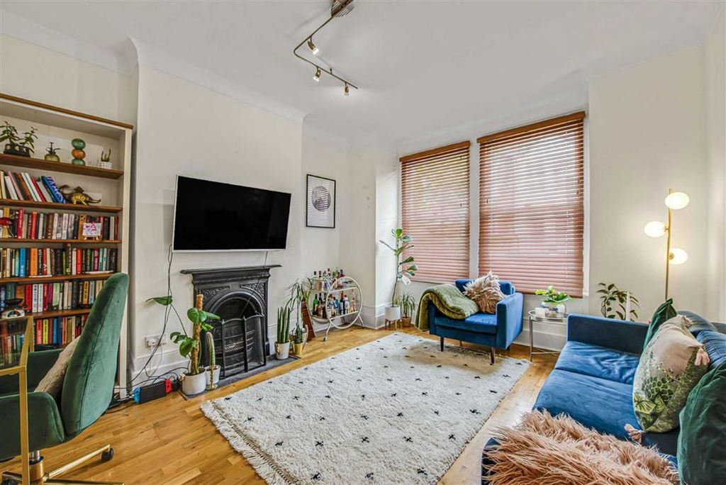 Property photo 2 of 7