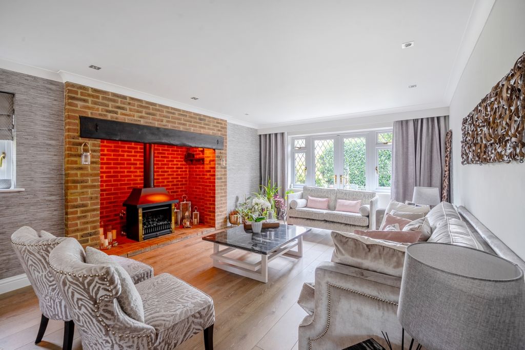 Property photo 2 of 21 1361617-1-68Dd40F...