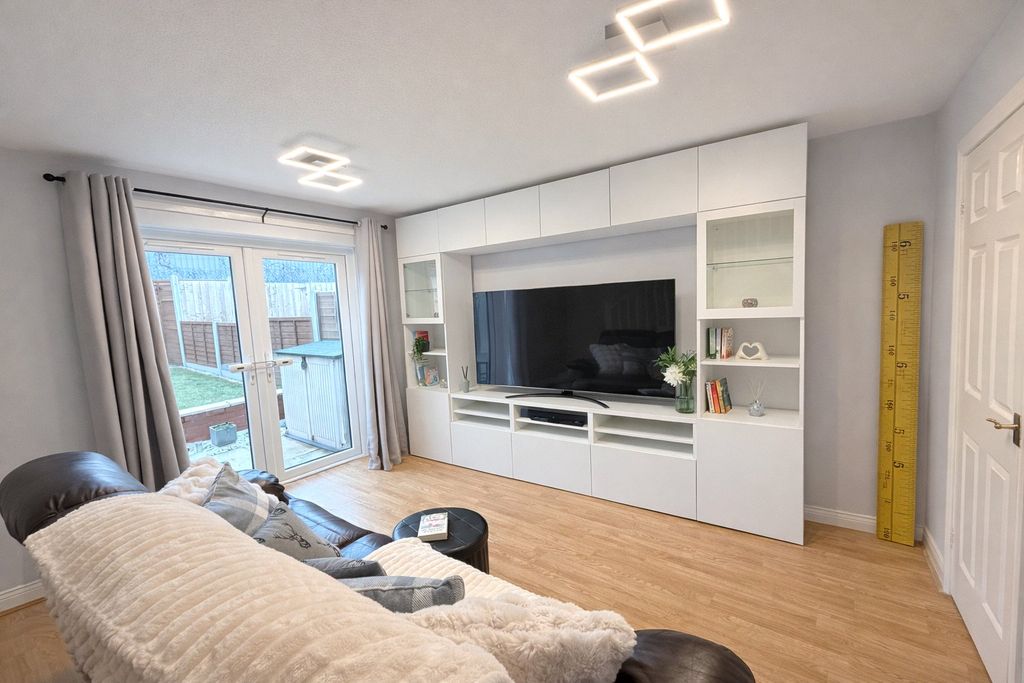 Property photo 3 of 13 Picture No. 26