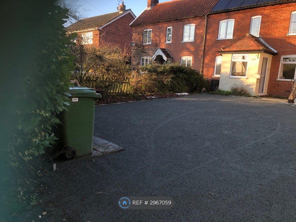 Property photo 3 of 3