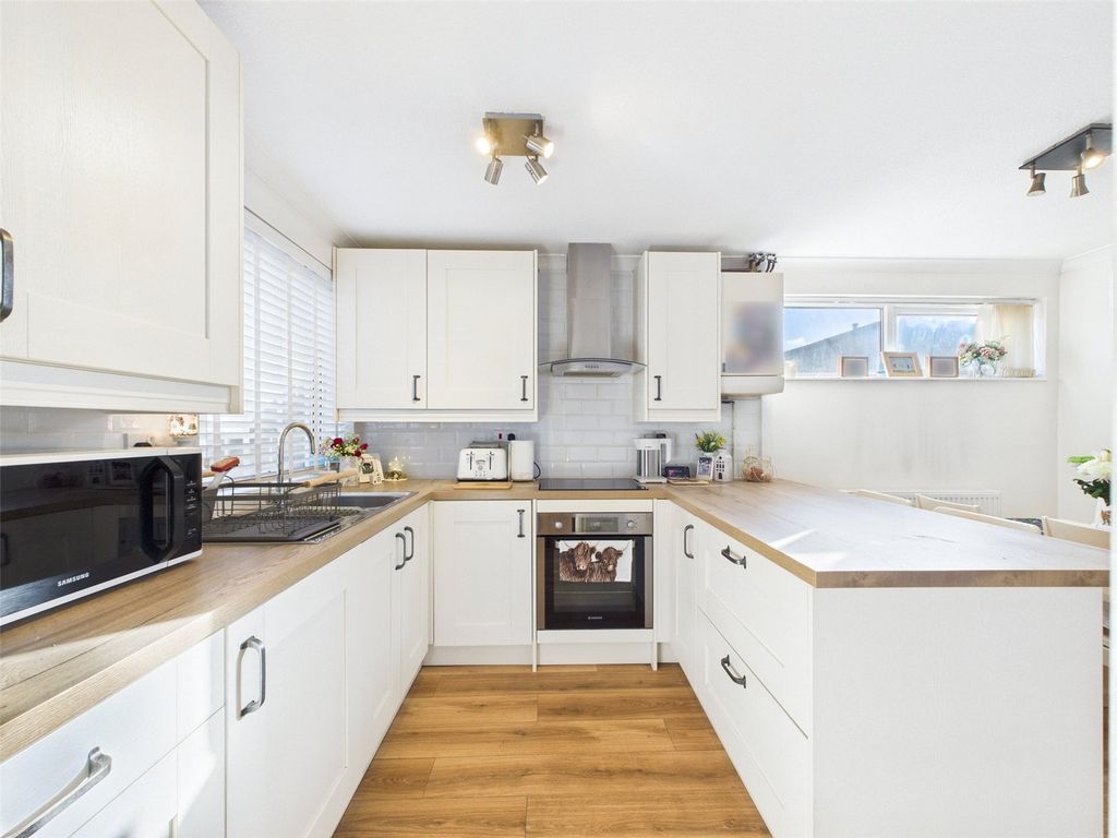 Property photo 3 of 16 Picture No. 07